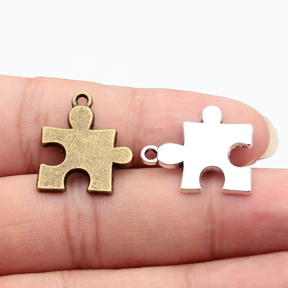 WYSIWYG 10pcs 23x20mm 2 Colors - Vintage Fashion Stores review and price
